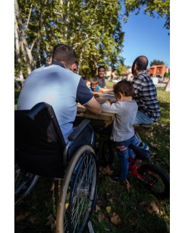 Taula de picnic adaptada MASGAMES LYON