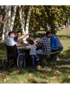 Taula de picnic adaptada MASGAMES LYON